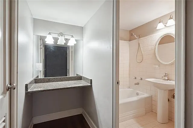 1205 Saint Charles Ave #714 — Photo 12