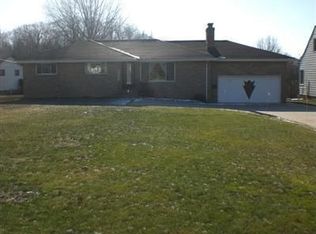 5211 W Pleasant Valley Rd, Parma, OH 44129
