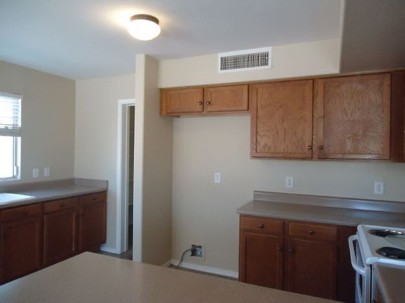 5th image of 7141 W Palmaire Ave