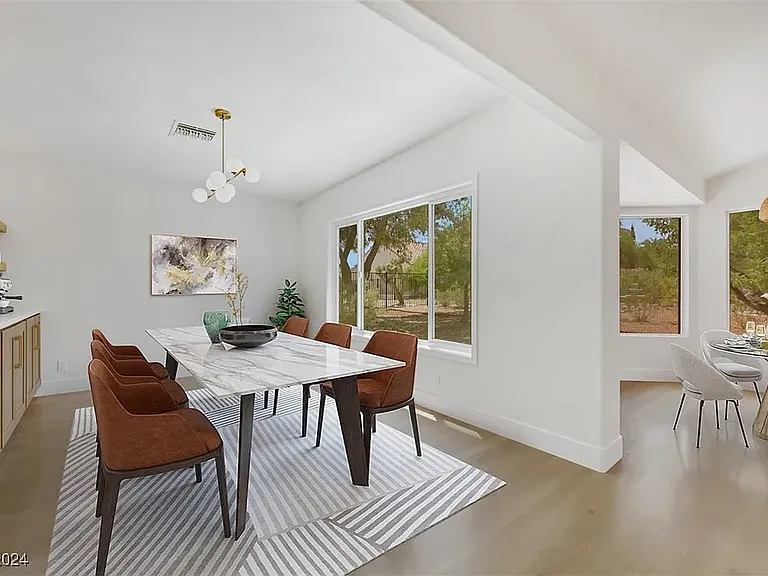 8513 Glenmore Dr — Photo 6