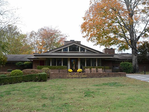 4th image of 549 Robertson Rd S