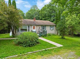 206 Outlet Rd, Farmingdale, ME 04344