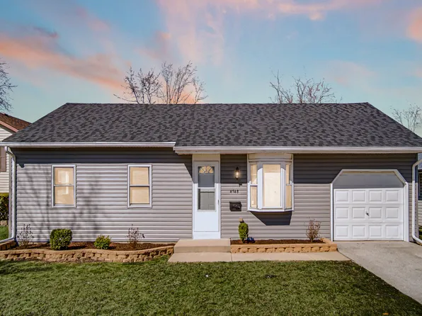 4548 Windsor Ct, Richton Park, IL 60471