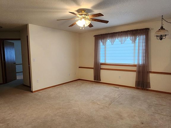 5th image of 1120 14th St W APT 1