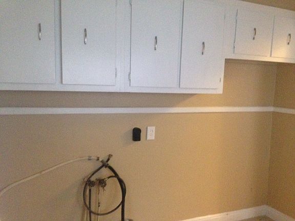 4th image of 3462 Fairoaks Ave