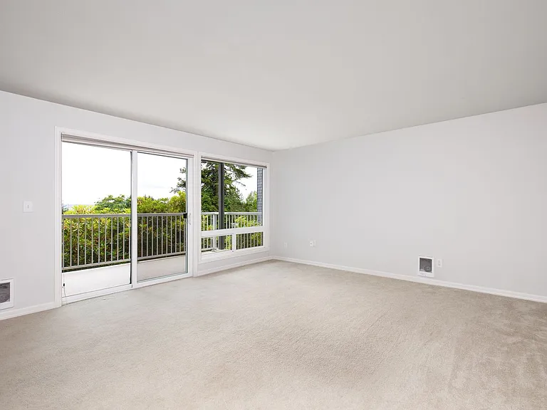 1113 Kirkland Ave #1B — Photo 7