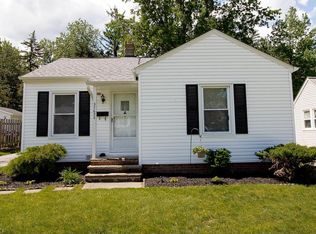 37652 Jordan Dr, Willoughby, OH 44094