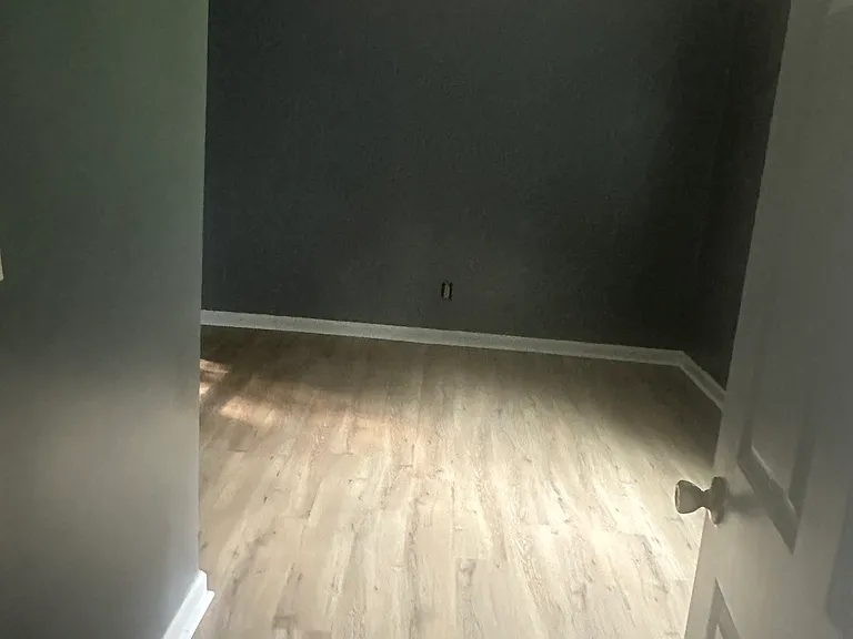 707 N Scruggs St #B — Photo 3