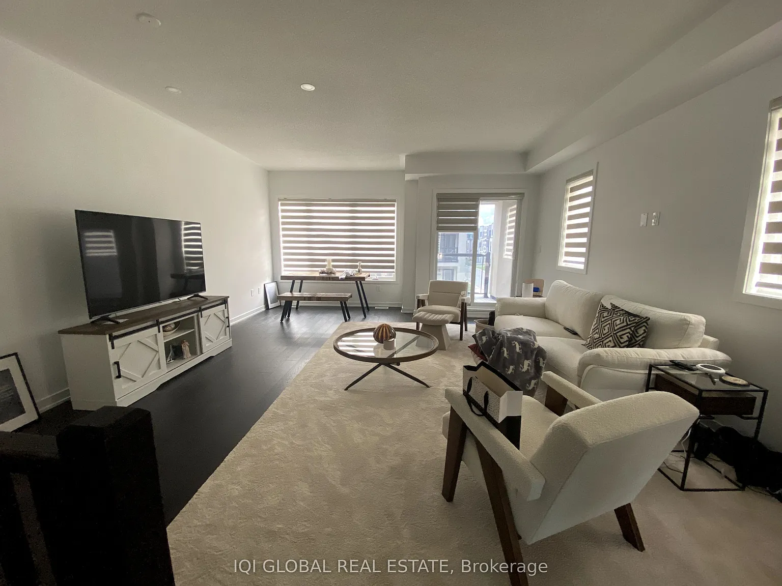 4 bed, $3,600 — Photo 3