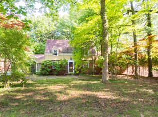 220 London Rd, Staten Island, NY 10306