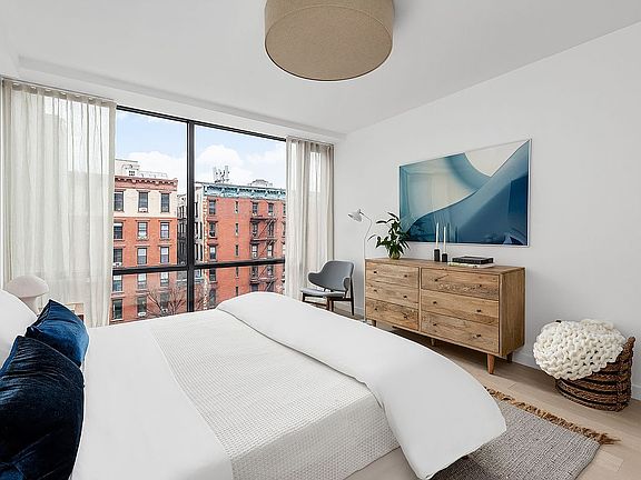 4th image of 75 1st Ave #7B