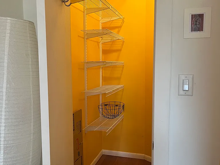 1024 E 52nd St #1 — Photo 14