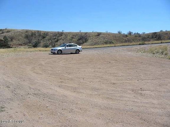 2nd image of 2251 N Mariposa Hills Pl