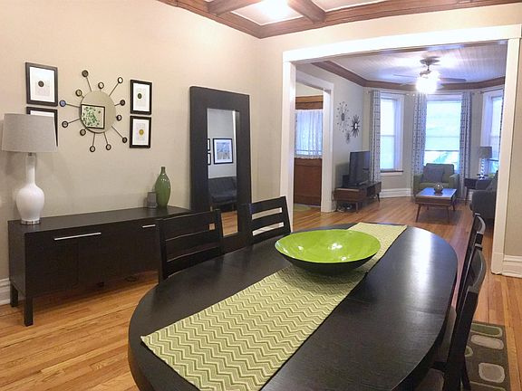 3rd image of 1471 W Catalpa Ave #1