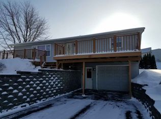 105 Untersee Ct, Davis, IL 61019