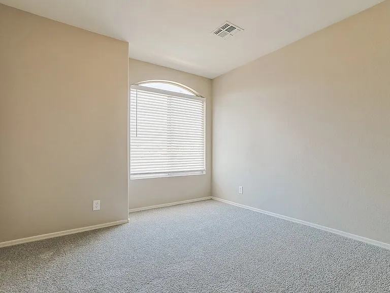 177 W Shamrock St — Photo 12