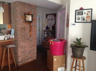 98 3rd St #2, Newport, RI 02840