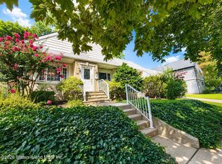 10 Greenwood Ave, Staten Island, NY 10301