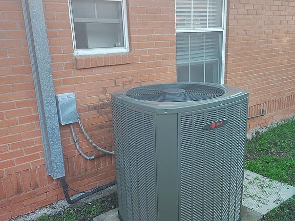4th image of 417 Terrace Dr