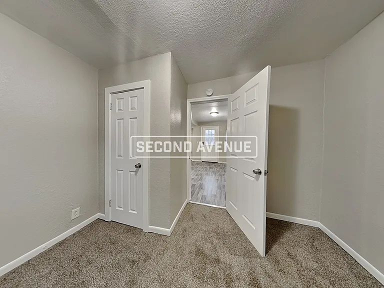 3820 E 69th Ter — Photo 11