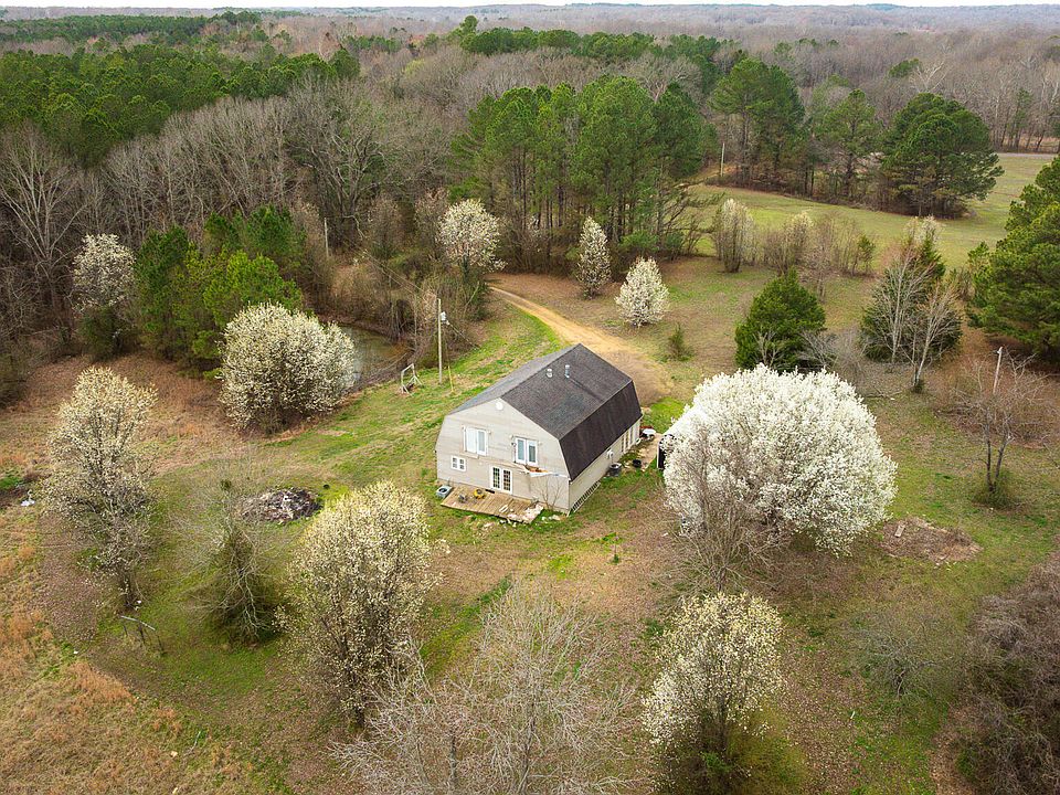 16th image of this home