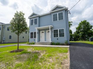 422 Summit Ave, Schenectady, NY 12307