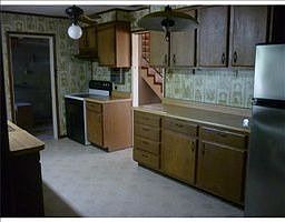 2nd image of 1758 Ridgeway Dr