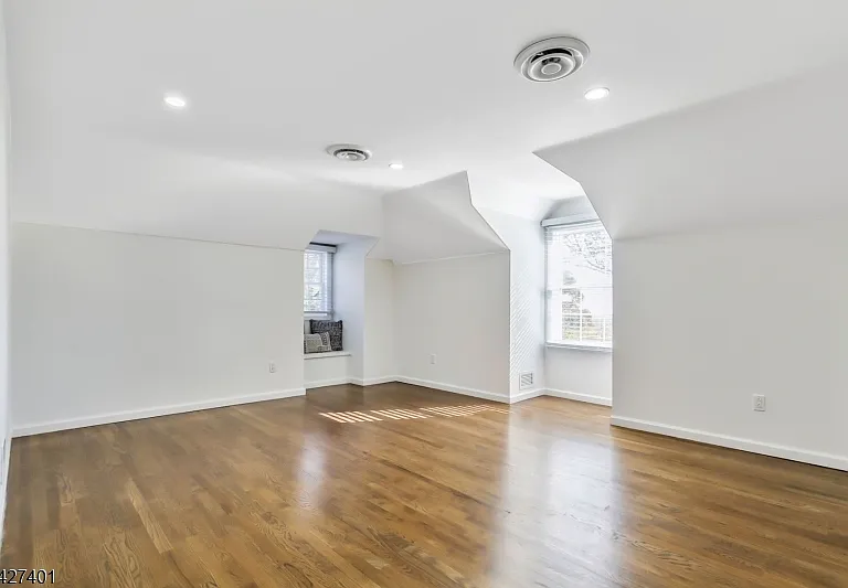 1008 Mary Allen Ln — Photo 19