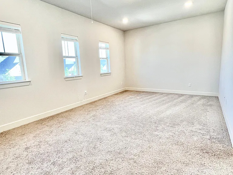 6904 Empresa Dr — Photo 21