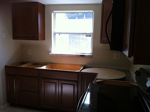 4th image of 29824 70th St N APT 2