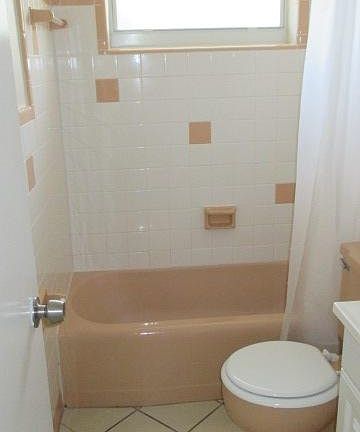 5th image of 109 SW 19th Ave