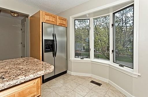 4th image of 1001 Foxwood Cir #1001