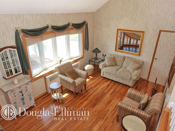 4th image of 41 Birchbrook Dr
