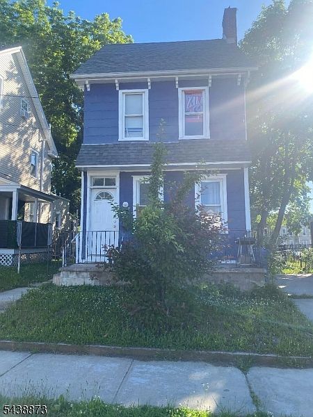1st image of 44 E Barber Ave
