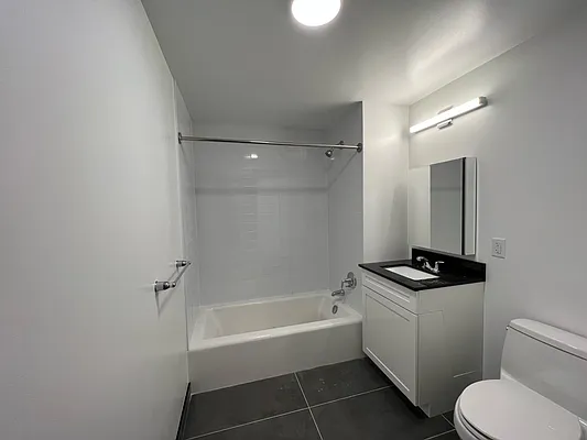 Rented by 233 West 125th Street Danforth, LLC | media 8