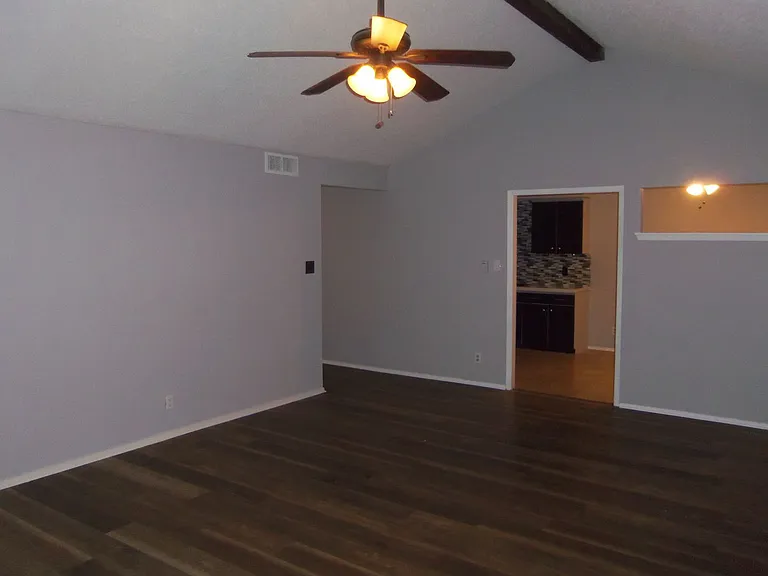11506 Murcia Dr — Photo 4