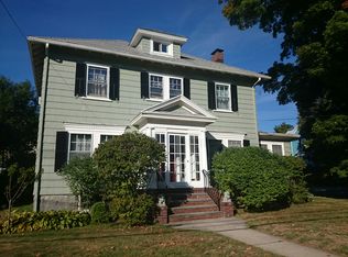 128 Church St, West Roxbury, MA 02132