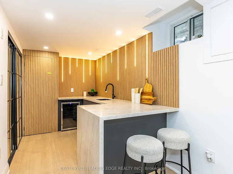 12 Marigold Ave — Photo 28