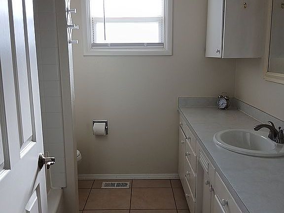5th image of 2505 N 15th St