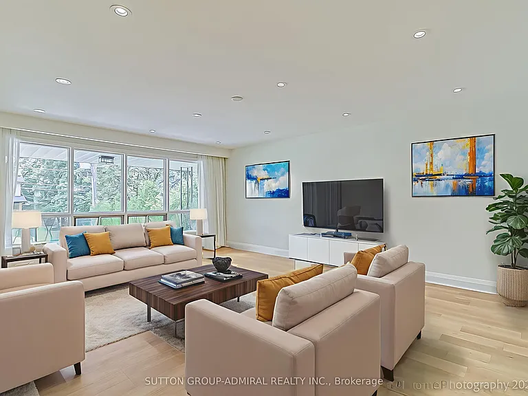 47 Waterloo Ave — Photo 5