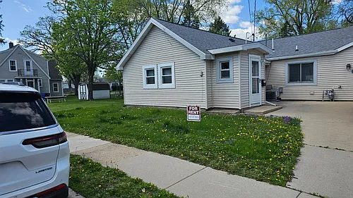 7450 North Ave Photo 1