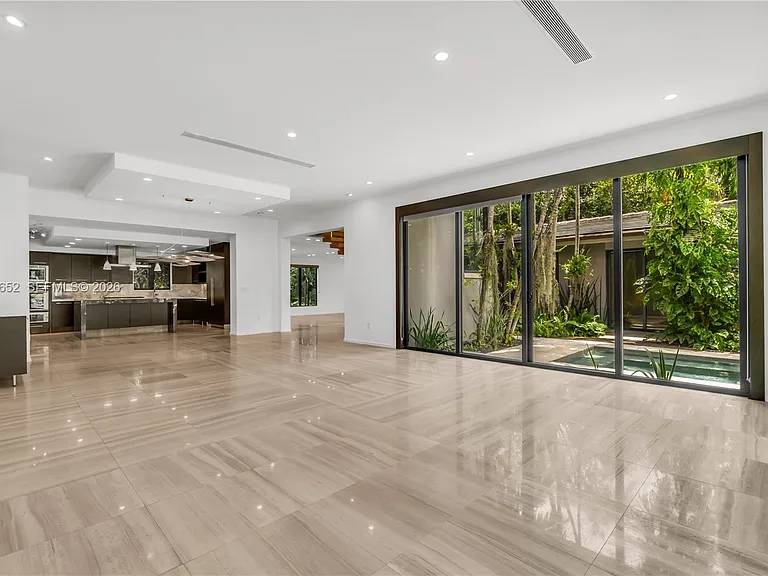 6840 Sunrise Pl — Photo 12