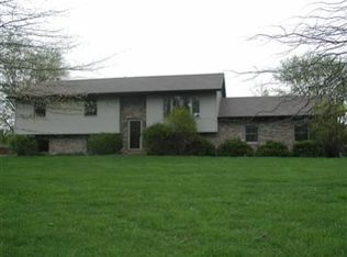 1853 Smoke Rd, Valparaiso, IN 46385