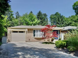 497 Anthony Dr, Oakville, ON L6J2K6