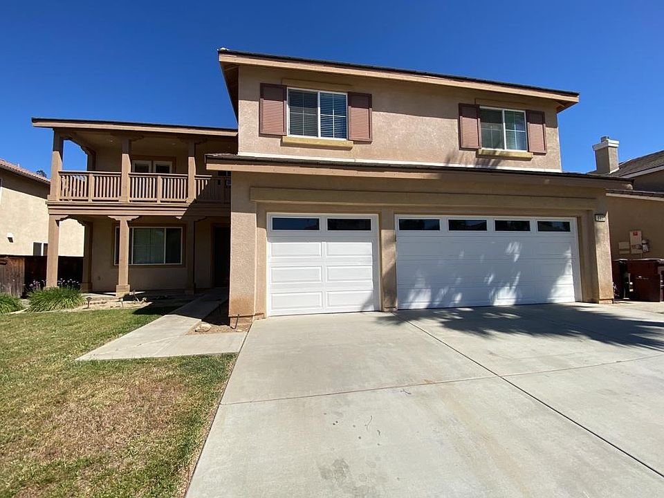 1st image of 15320 La Casa Dr