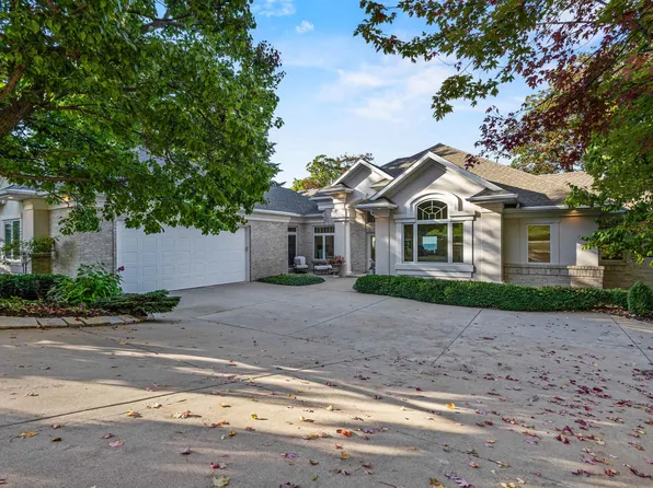 5881 Shore Acres Rd, New Franken, WI 54229