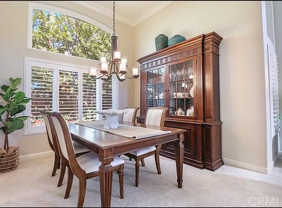 5th image of 12 Larkspur Dr
