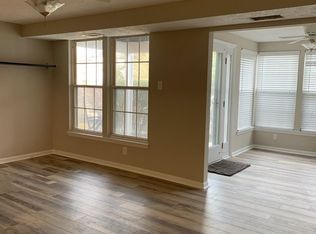 2 Inverness Cir, Marlton, NJ 08053