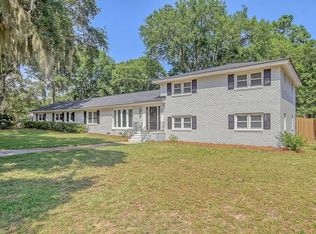 828 Robert E Lee Blvd, Charleston, SC 29412