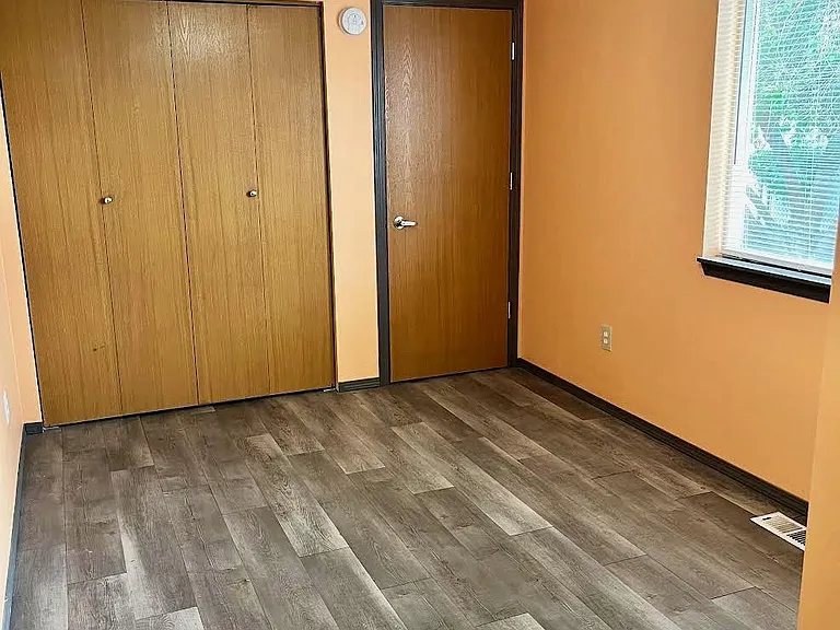 952 W Sheridan Ave — Photo 11